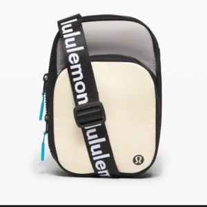 Lululemon The Rest is Written Crossbody bag